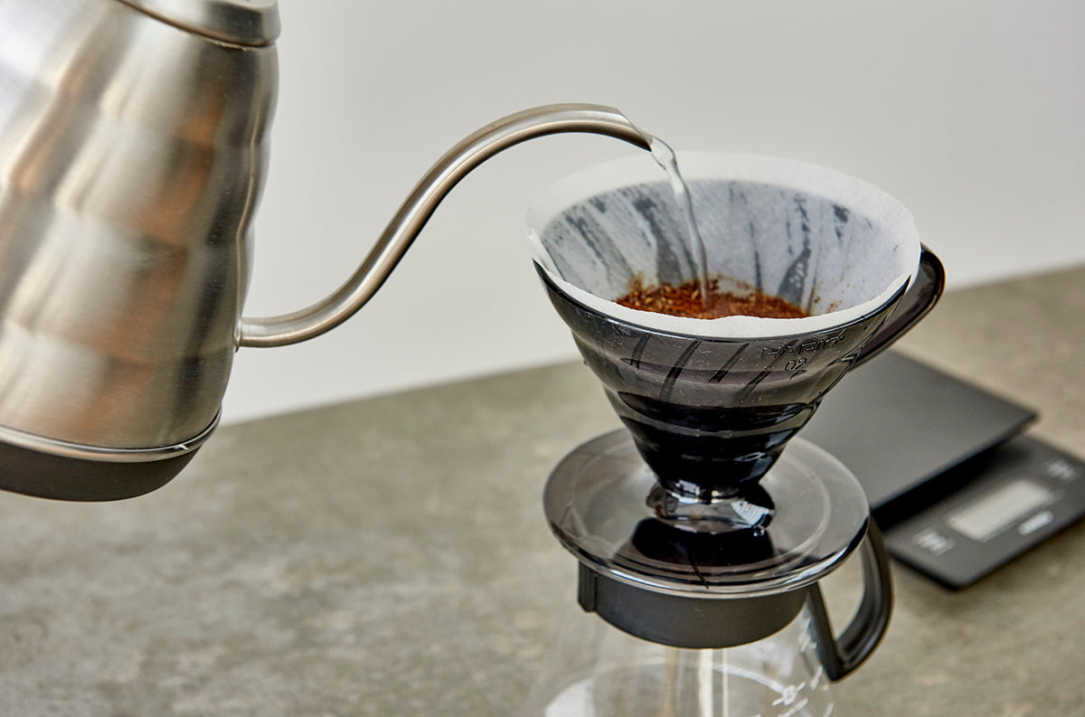 Hario V60 Coffee Dripper Set Transparent Black Size 02 + Hario V60 Drip Kettle AIR Bundle